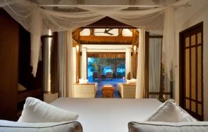 Vietnam Romantic Gateway