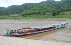 Laos to Thailand border crossing 15 Days 14 Nights